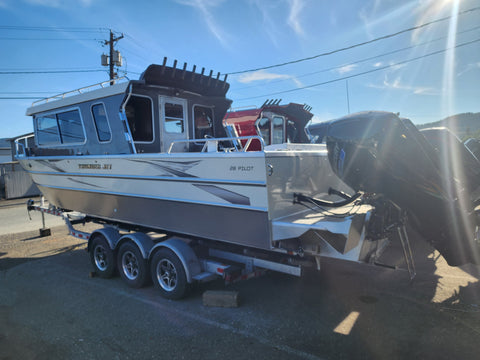 2025 ThunderJet - 28 Pilot (, Galley, berth + walk-in head & Garmin electronics) w/ Twin 300hp)